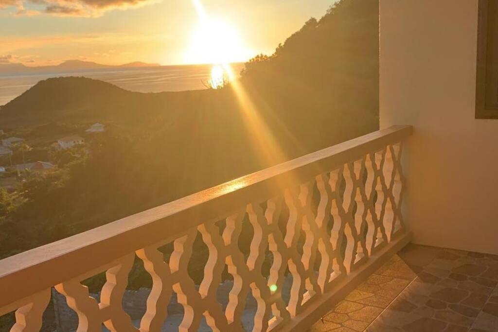 The Pearl - Spacious Air Conditioned 3Bd, 2Bth Villa With Gorgeous Views Old Road Экстерьер фото