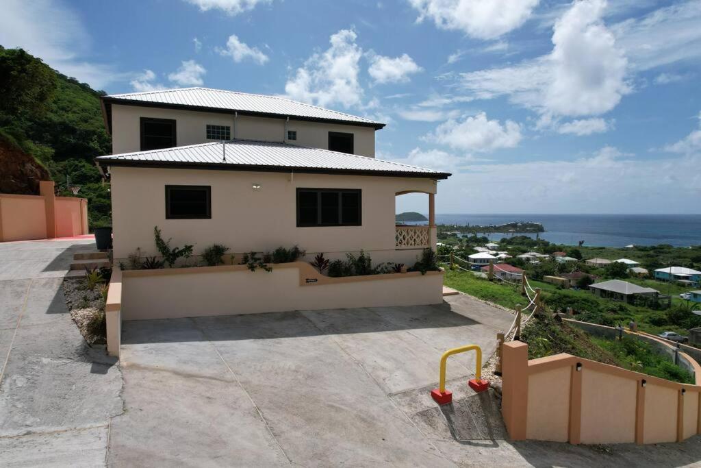 The Pearl - Spacious Air Conditioned 3Bd, 2Bth Villa With Gorgeous Views Old Road Экстерьер фото